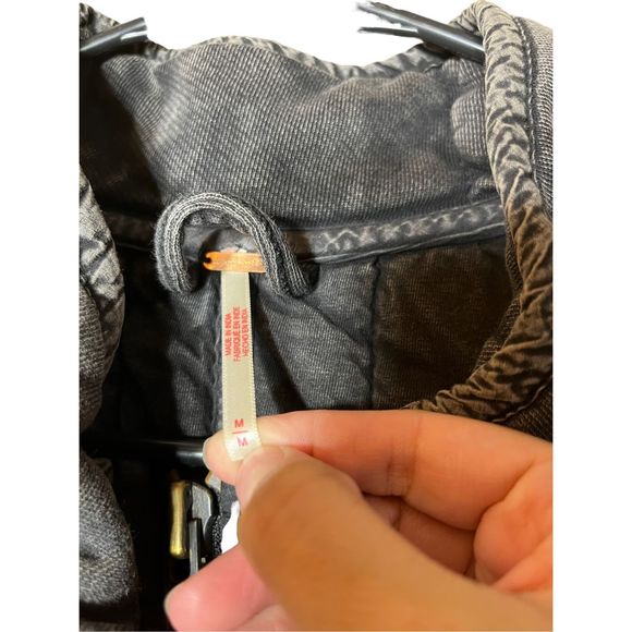 Free People Quilted Dolman Sleeve Gray Jacket Size Medium - Picture 5 of 8